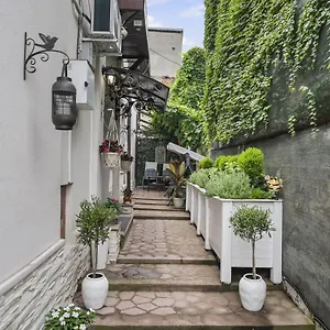 Apartament White House Parc Carol, Bucureşti